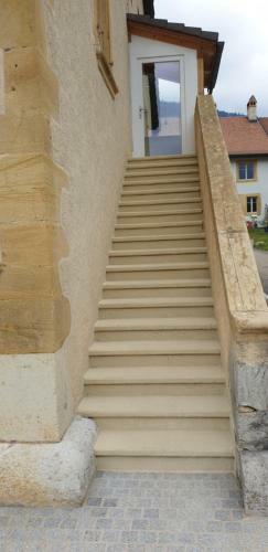 Apartamento V�ens, St-blaise, Logement Entier - 2 Chambres