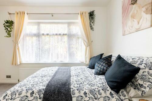 Apartamento Moydom Cosy Apt Sleeps 4 With Self Breakfast & Carpark