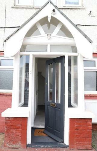 Apartamento Moydom Cosy Apt Sleeps 4 With Self Breakfast & Carpark