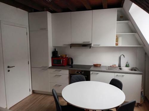 Apartamento Al In Den Aap Gelogeerd?