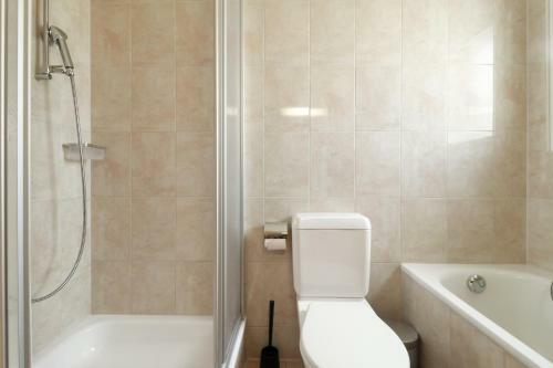 Nice And Recent Apartment Ideally Located In Martigny, Self Check-in