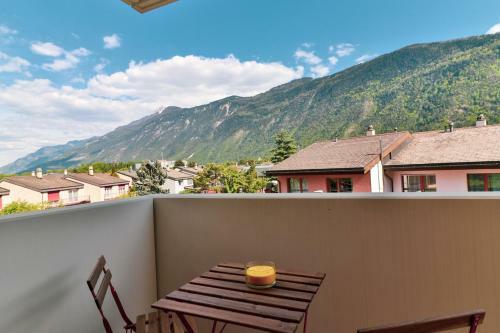 Nice And Recent Apartment Ideally Located In Martigny, Self Check-in