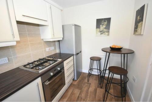 Brockwell - 2 Bed Modern Home, Near City Centre