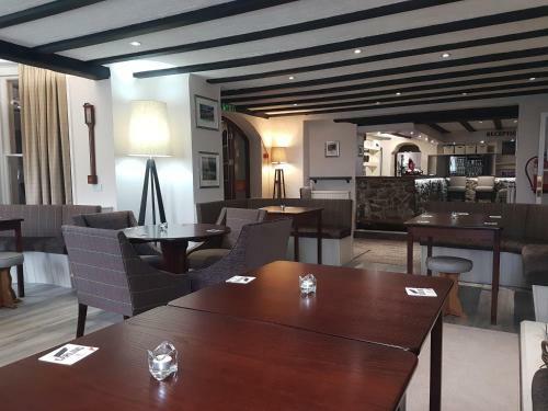 Hotel Llwyngwair Manor