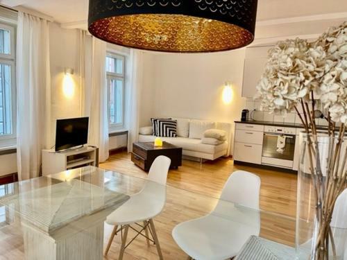 Apartamento Sch�ne 2.5 Zimmer Stadtwohnung Mit Balkon Im Herzen Vom Luzern