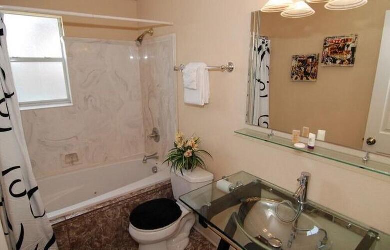 Hotel Frenchmen Orleans 519