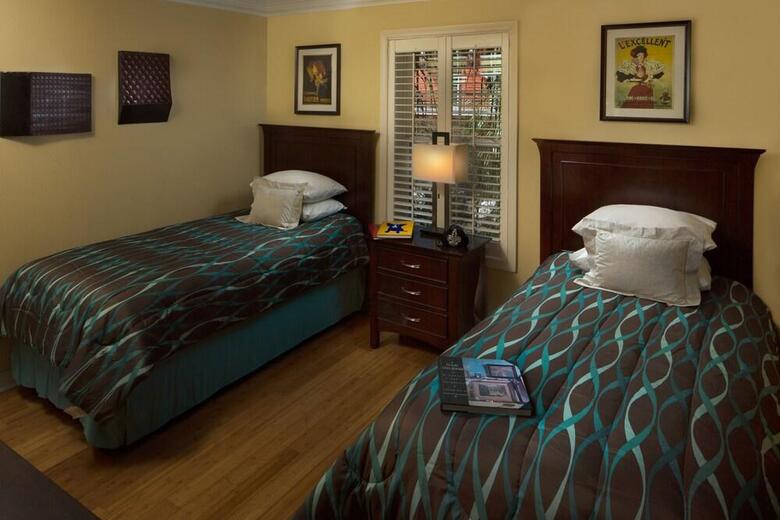 Hotel Frenchmen Orleans 519