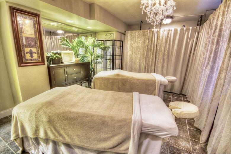 Hotel Avenue Plaza Resort