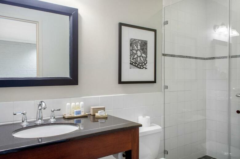 Wyndham Riverfront New Orleans Hotel