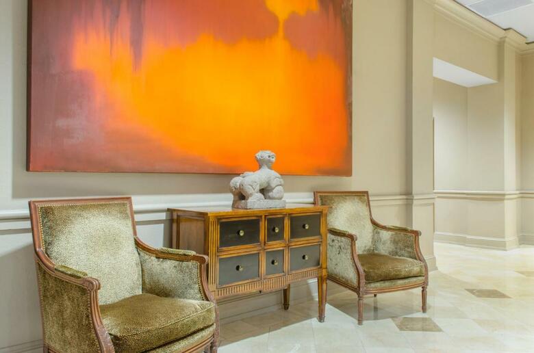 Wyndham Riverfront New Orleans Hotel