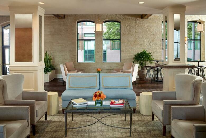 Wyndham Riverfront New Orleans Hotel