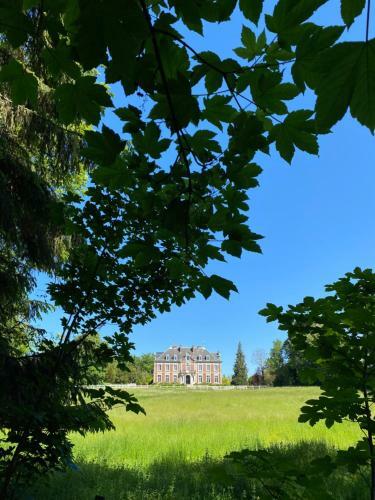 Bed & Breakfast Domaine De Vadancourt