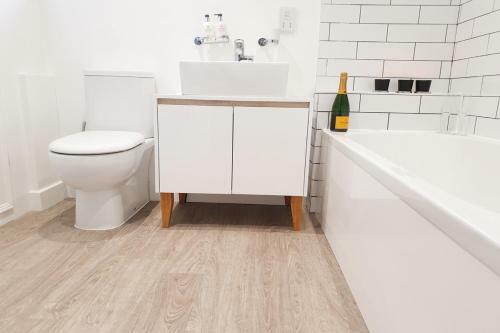 High Tide- 4 Bed- Luxury Bungalow With Annexe Option At Additional Cost