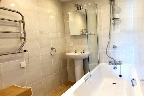 15 The Cliff Apartment-2 Bed- Sea View