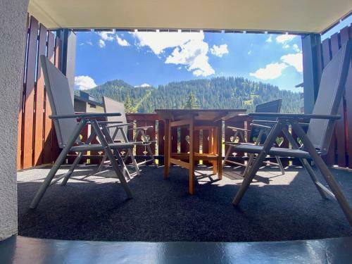 4 Person Apartment In Central Location