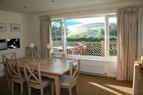 Top Deck - Ancient Fishing Village - Available Sat - Sat