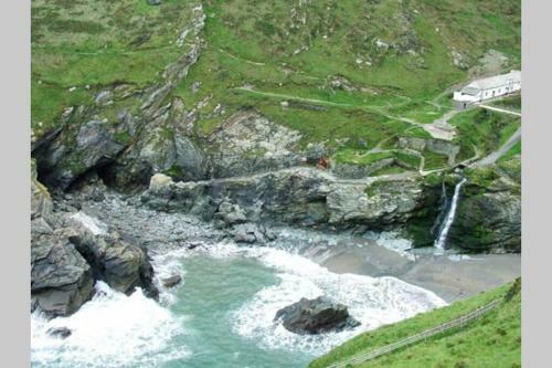 Top Deck - Ancient Fishing Village - Available Sat - Sat