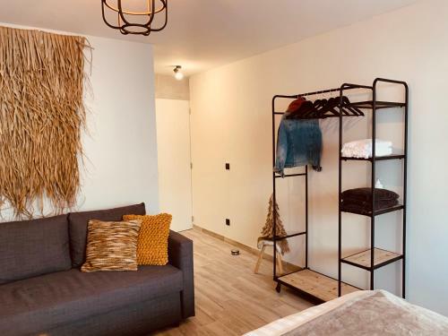 Hostal Mundivagant Beach