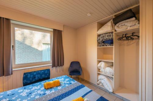 Bungalow Westende Blue