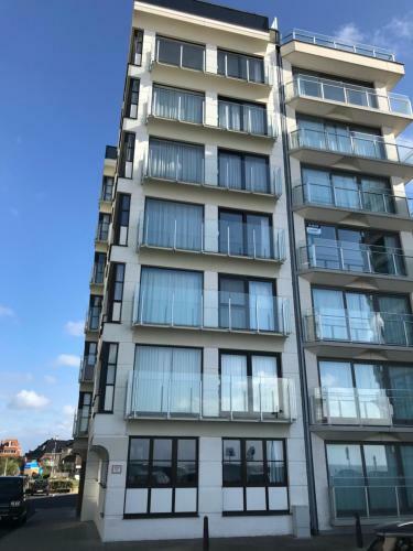 Apartamento Zeeparel