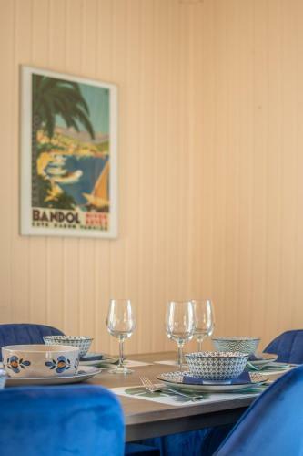 Bungalow Blue 6 Persons