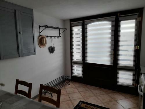 Apartamento Chez Seb & Lulu, Studio D'h�tes