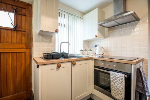 The Brambles - 2 Bedroom Cottage - Llanteg