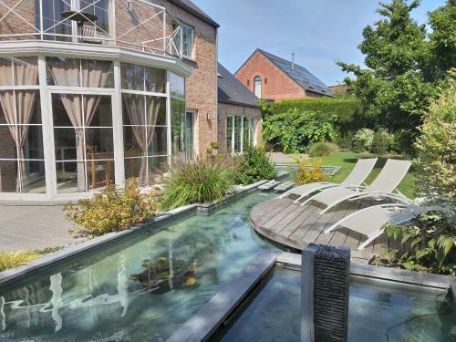 Hostal Le Mont Saint Roch , Chambre D'h�tes, B&B