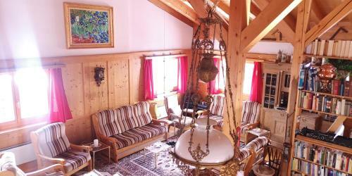 Grosses Ferienhaus Mit Sauna Im Skigeb. Obersaxen