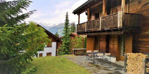 Grosses Ferienhaus Mit Sauna Im Skigeb. Obersaxen