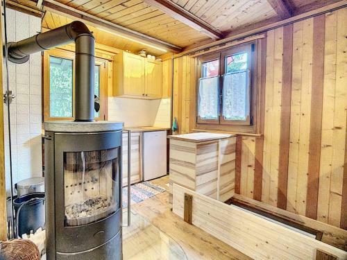 Charmant Chalet Immerg� Dans La Nature