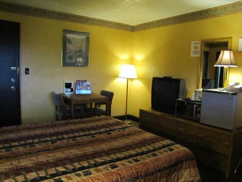 Motel Colonial Inn Mercer-grove City
