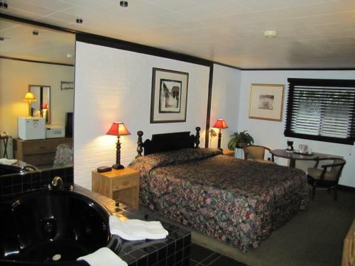 Motel Colonial Inn Mercer-grove City