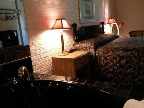 Motel Colonial Inn Mercer-grove City