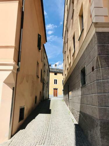 Centrally Located Apartment In Poschiavo