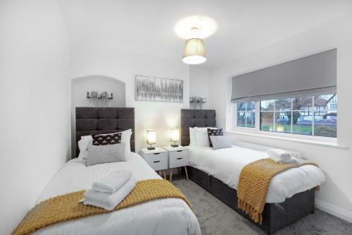Apartamento Pinewood Studios Bright 4 Bed 2 Bath House Near Slough