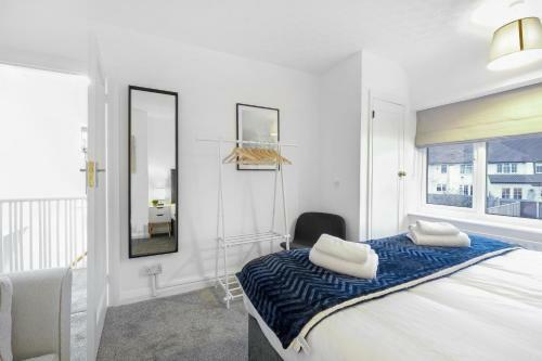 Apartamento Pinewood Studios Bright 4 Bed 2 Bath House Near Slough