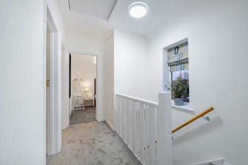 Apartamento Pinewood Studios Bright 4 Bed 2 Bath House Near Slough