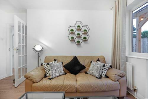 Apartamento Pinewood Studios Bright 4 Bed 2 Bath House Near Slough