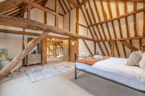 Dorney Barn - By The Accommodation Club