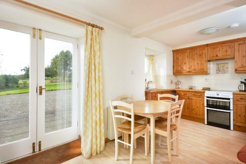 Cardross Holiday Cottages