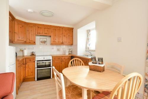 Cardross Holiday Cottages