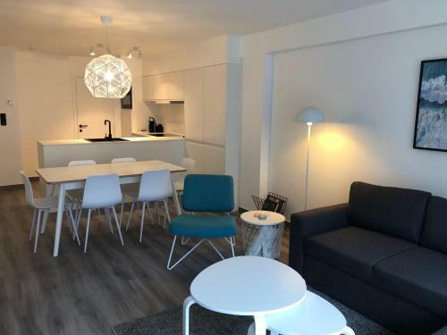New Port Apartment