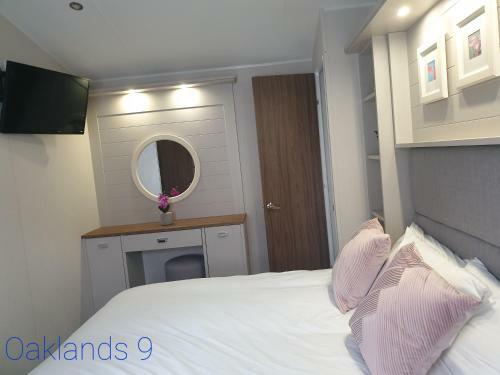 Modern Sea View Holiday Home Isle Of Wight