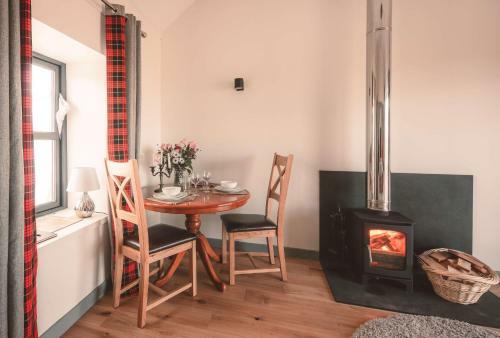 Monkstadt No 5 - Macqueen Cottage