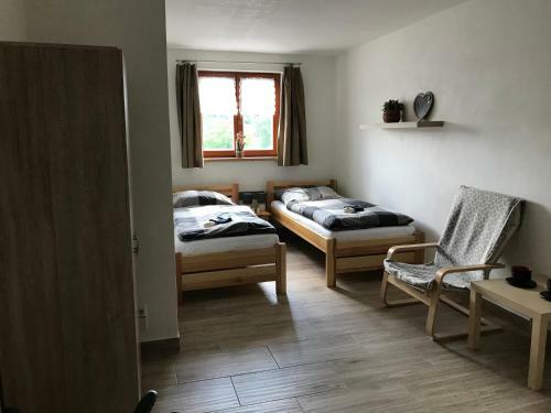 Hostal Ubytov�n� U Vala?sk�ch Pono?ek