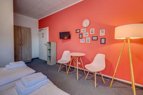 Hostal Pension Caf� Nina