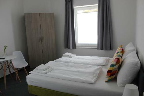 Hostal Pension Caf� Nina