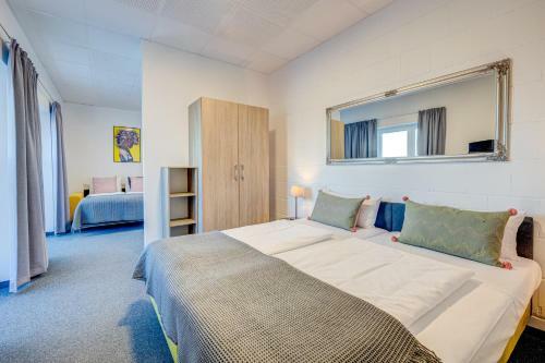 Hostal Pension Caf� Nina