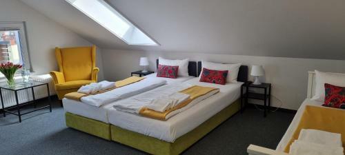 Hostal Pension Caf� Nina